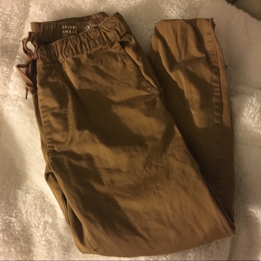 Tan joggers!!